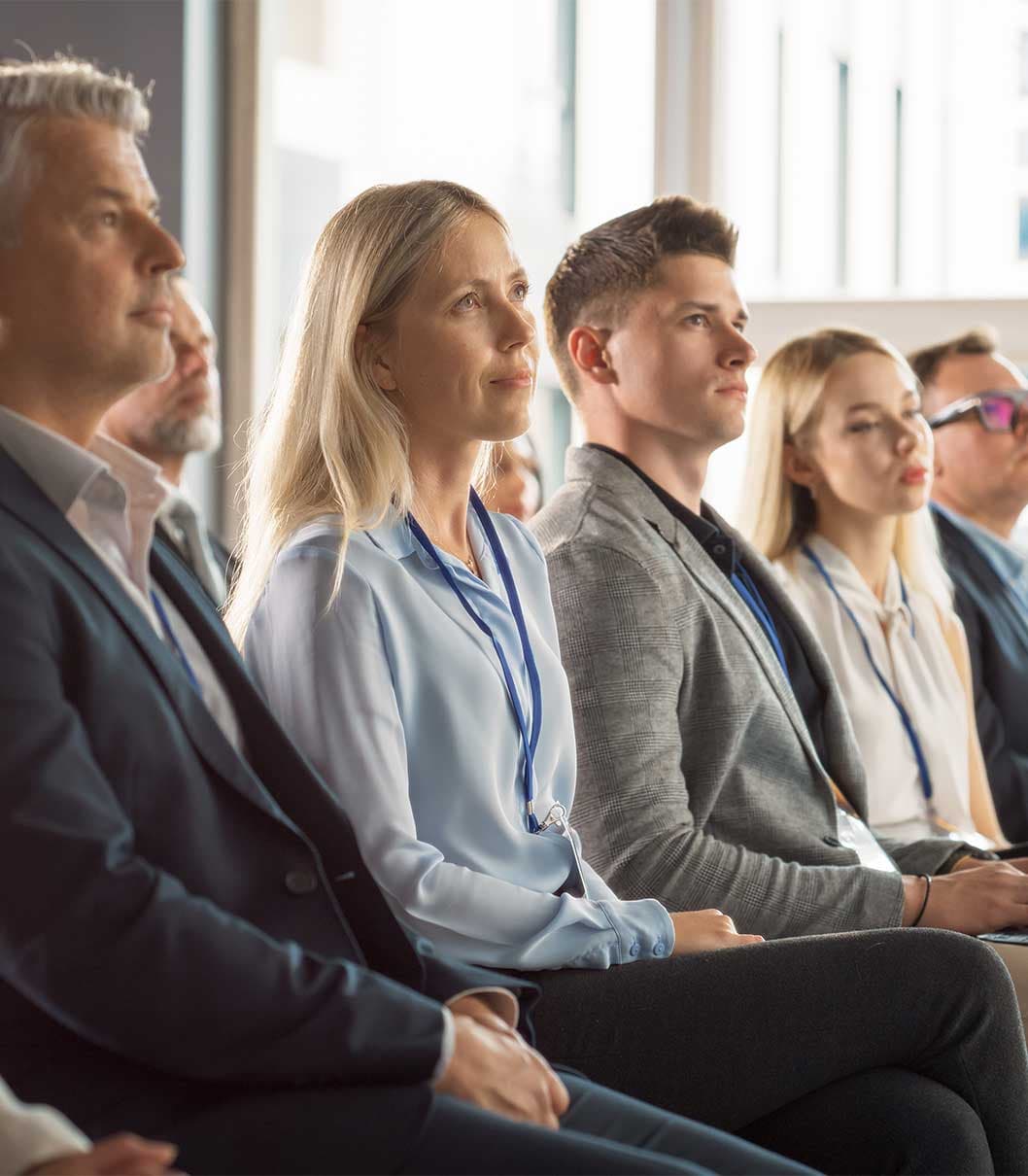 Global maritime professionals networking at TMS AITech conference